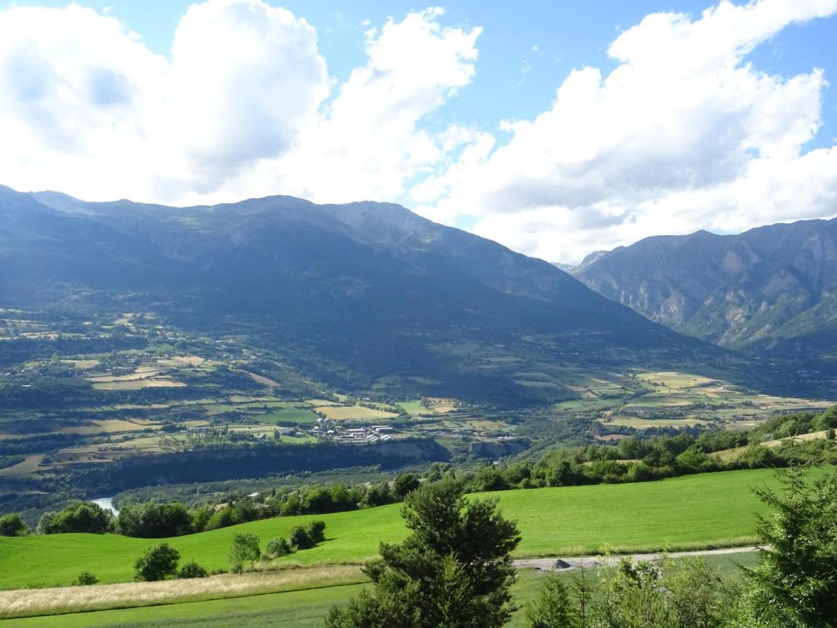 Le Massif Des Ecrins Crots Esterno foto